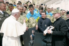 1_ricevuti-da-papa-francesco-i-veri-difensori-della-nostra-ucraina